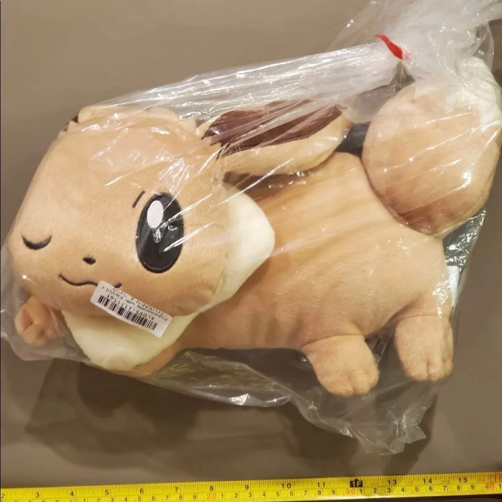 🔆 Eevee Pillow Plush NWT🔆
